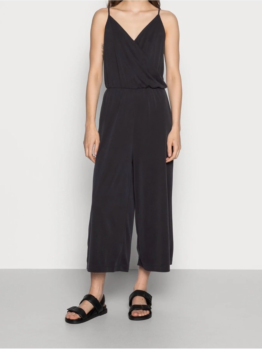 Monki Sleeveless Black Wide-Leg Jumpsuit
